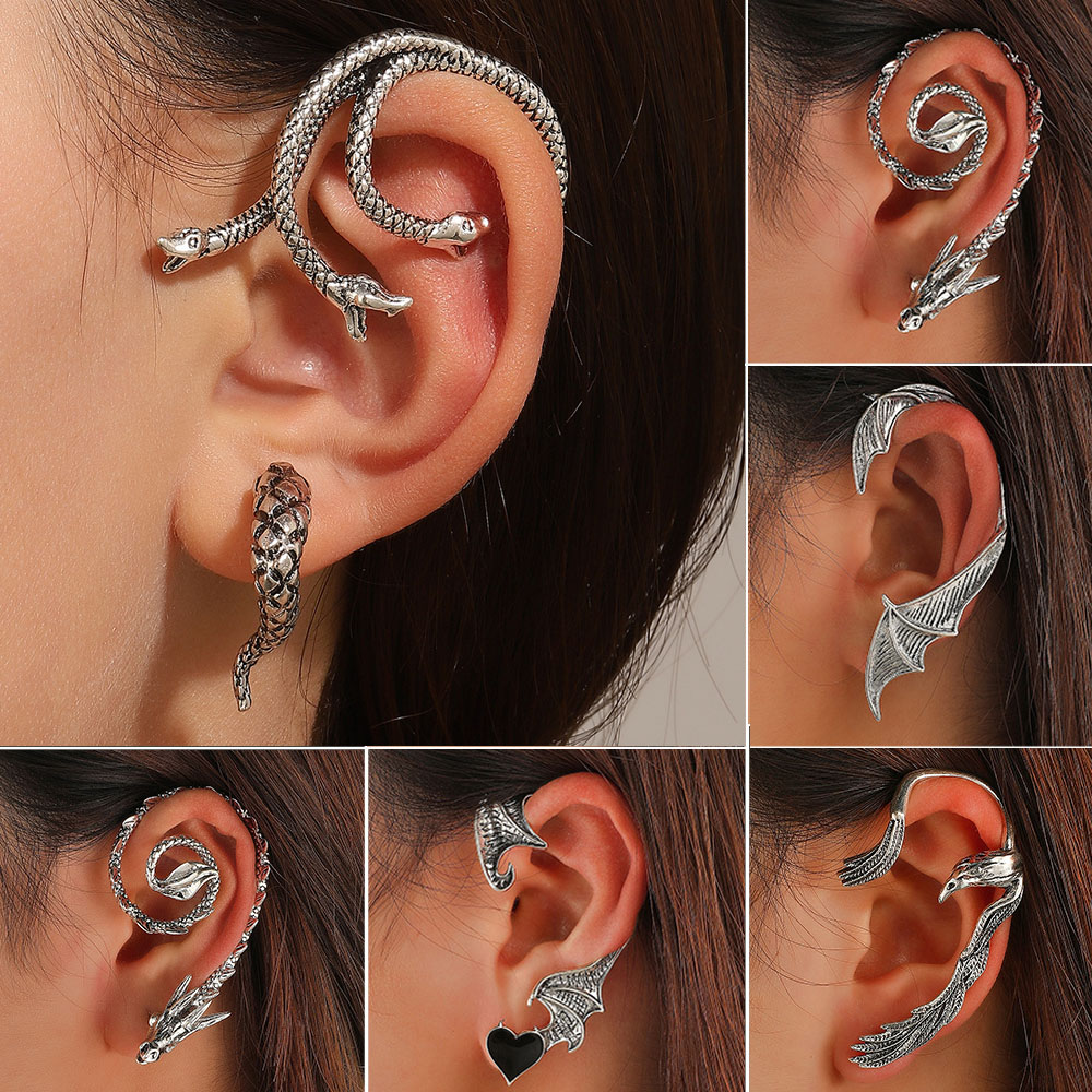 Vintage Fashion Guild - Gothic Three Headed Snake Earrings For