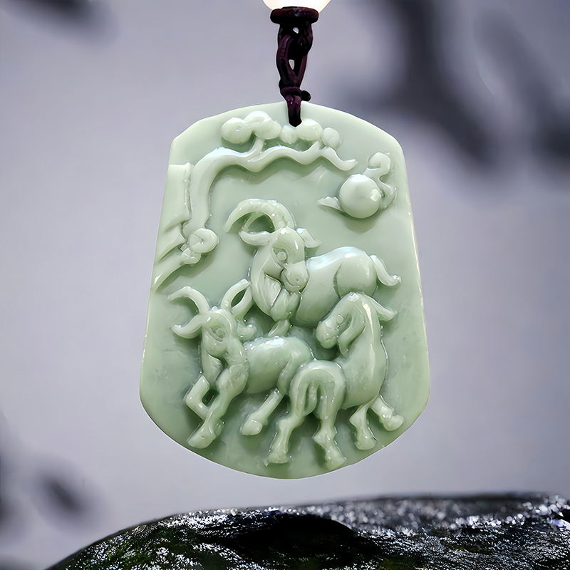 Vintage Fashion Jewelry - Green Natural Real Jade Sheep Pendant