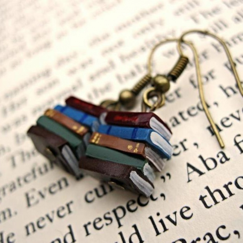 Vintage Library Book Stack Ear - đánh giá và giá Vintage Fashion Coloring Book