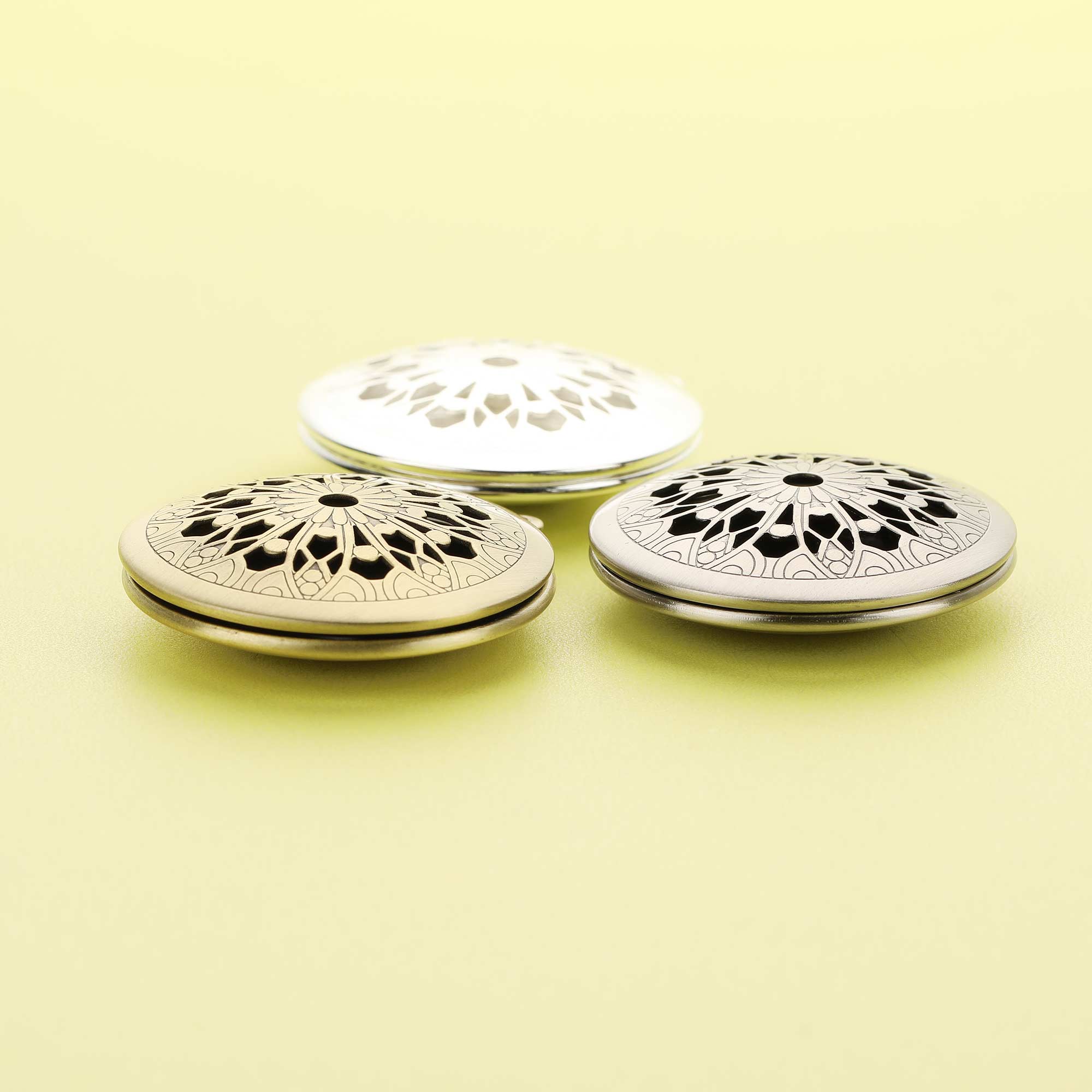 5Pcs 31MM Round Filigree Photo - đánh giá và giá Vintage Fashion Icons